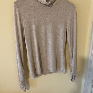 Banana Republic Women's Beige Sweater